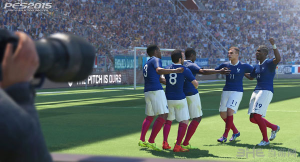 实况足球2015最新截图
