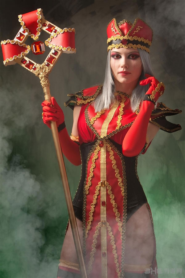 魔兽世界血色检察官怀特迈恩cos3