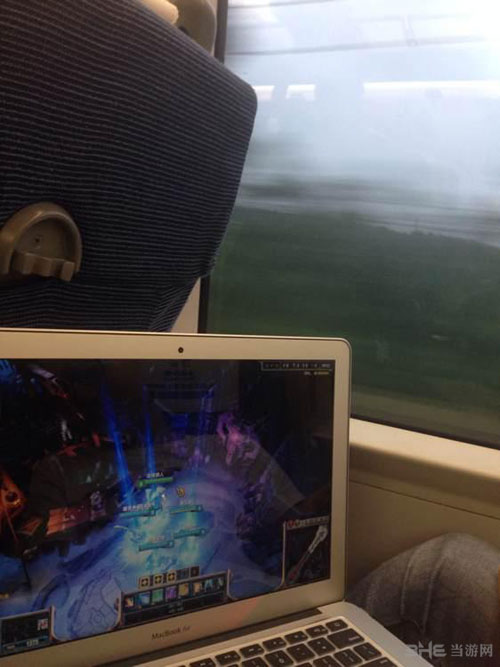 lol英雄联盟配图1