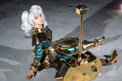 LOL英雄联盟波比COS3