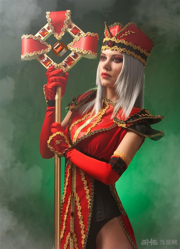 魔兽世界血色检察官怀特迈恩cos2