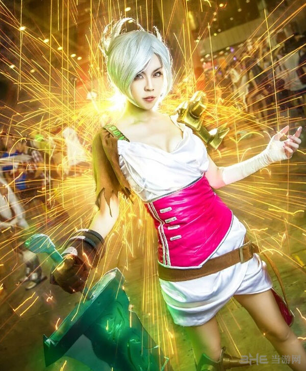 英雄联盟放逐之刃锐雯cosplay2