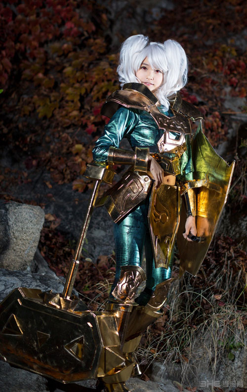 LOL英雄联盟波比COS1