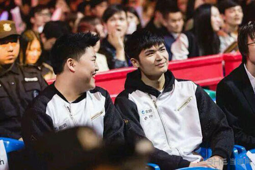 英雄联盟OMG战队配图