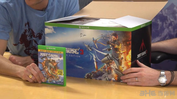 正当防卫3开箱视频截图1
