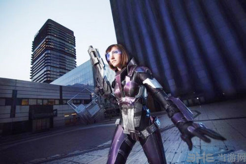 质量效应cosplay1