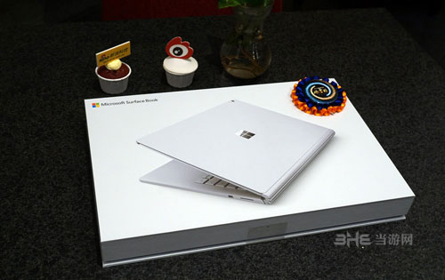 Surface Book配图1