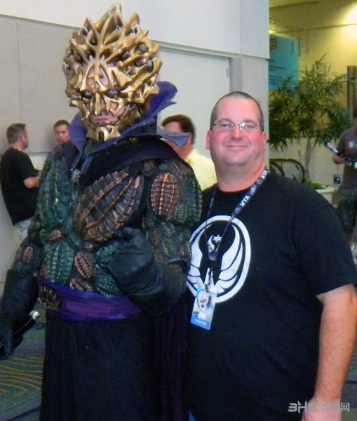 质量效应剧情作者