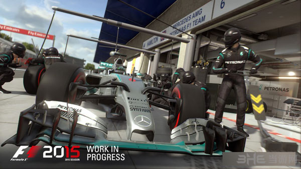 F1 2015截图1