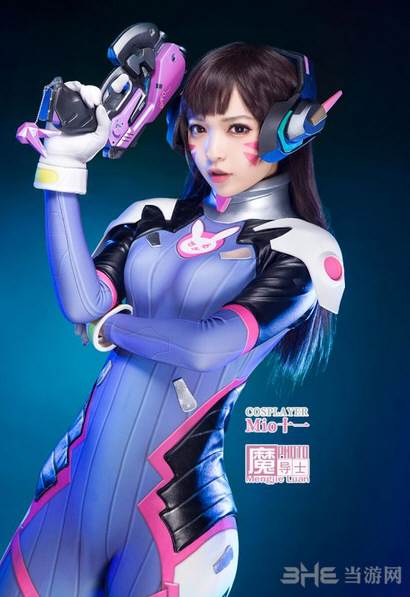 守望先锋D.VA人气萌妹COS截图1